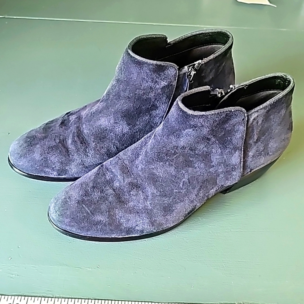 SAM EDELMAN blue suede booties. Size 9.5. Very good‎ used condition and q…